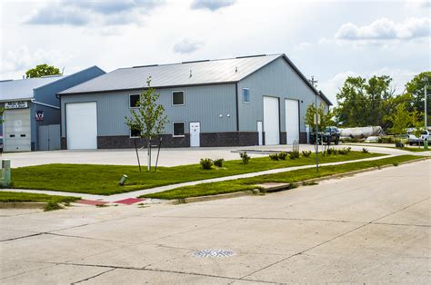 self defense classes iowa city|Close Range Tactics .